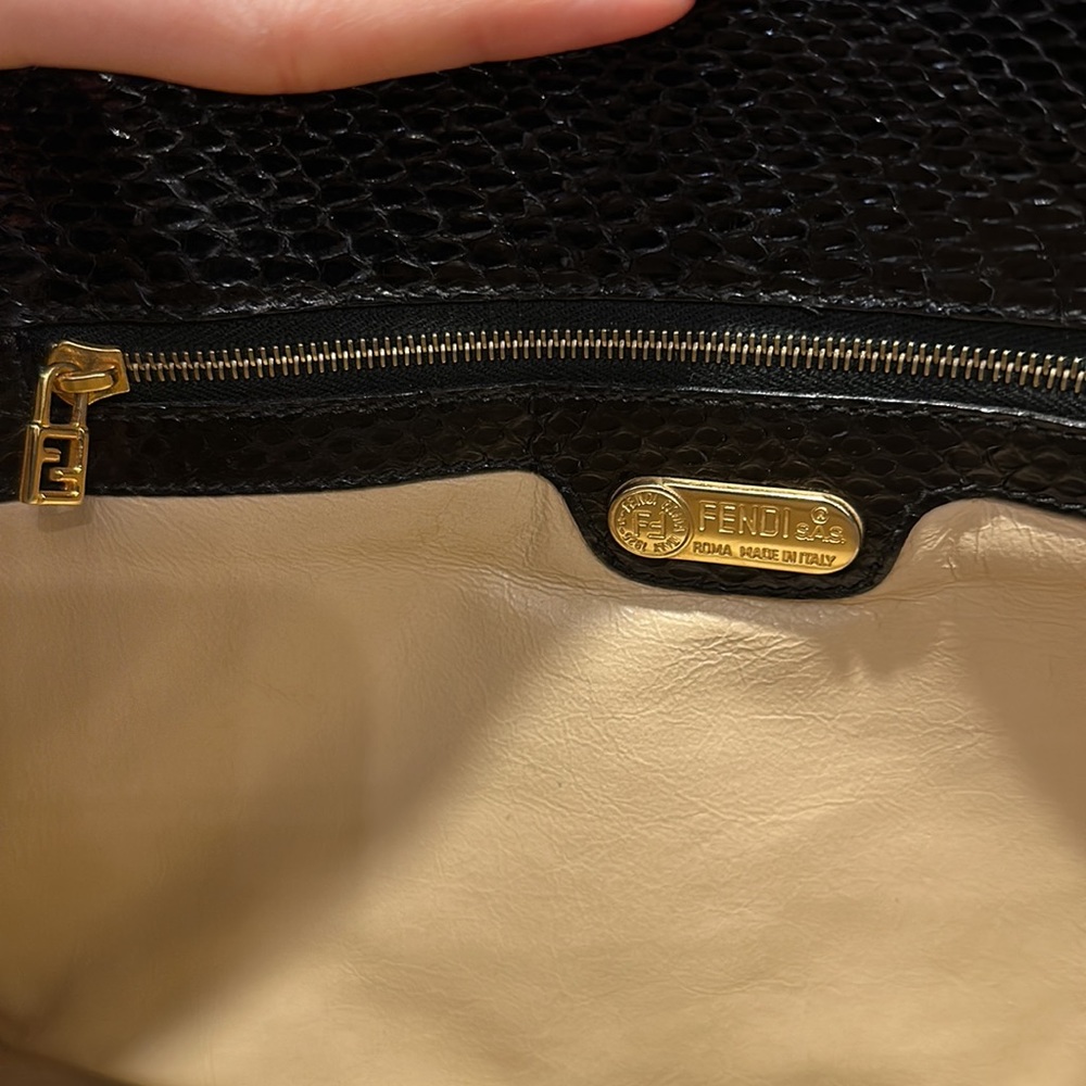 đĽ Fendi Snake-skin & Velvet-Canvas Shoulder Bag đĽ - Picture 12 of 17